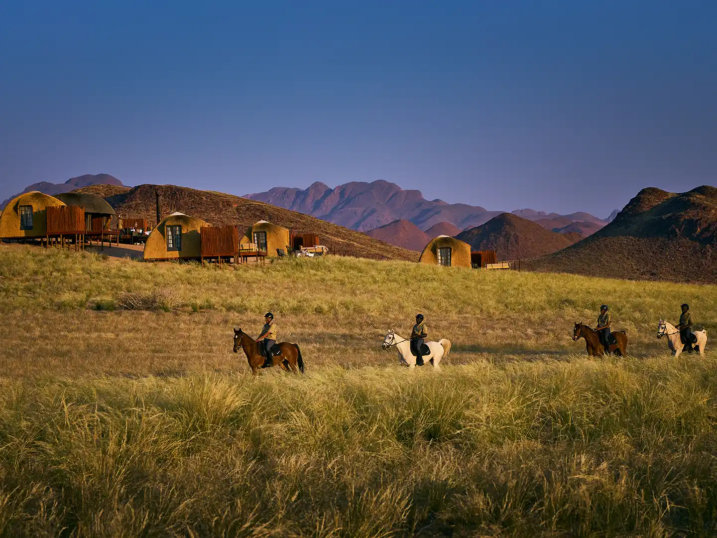 025-ondili-aktivitaet-namib-night_02_md