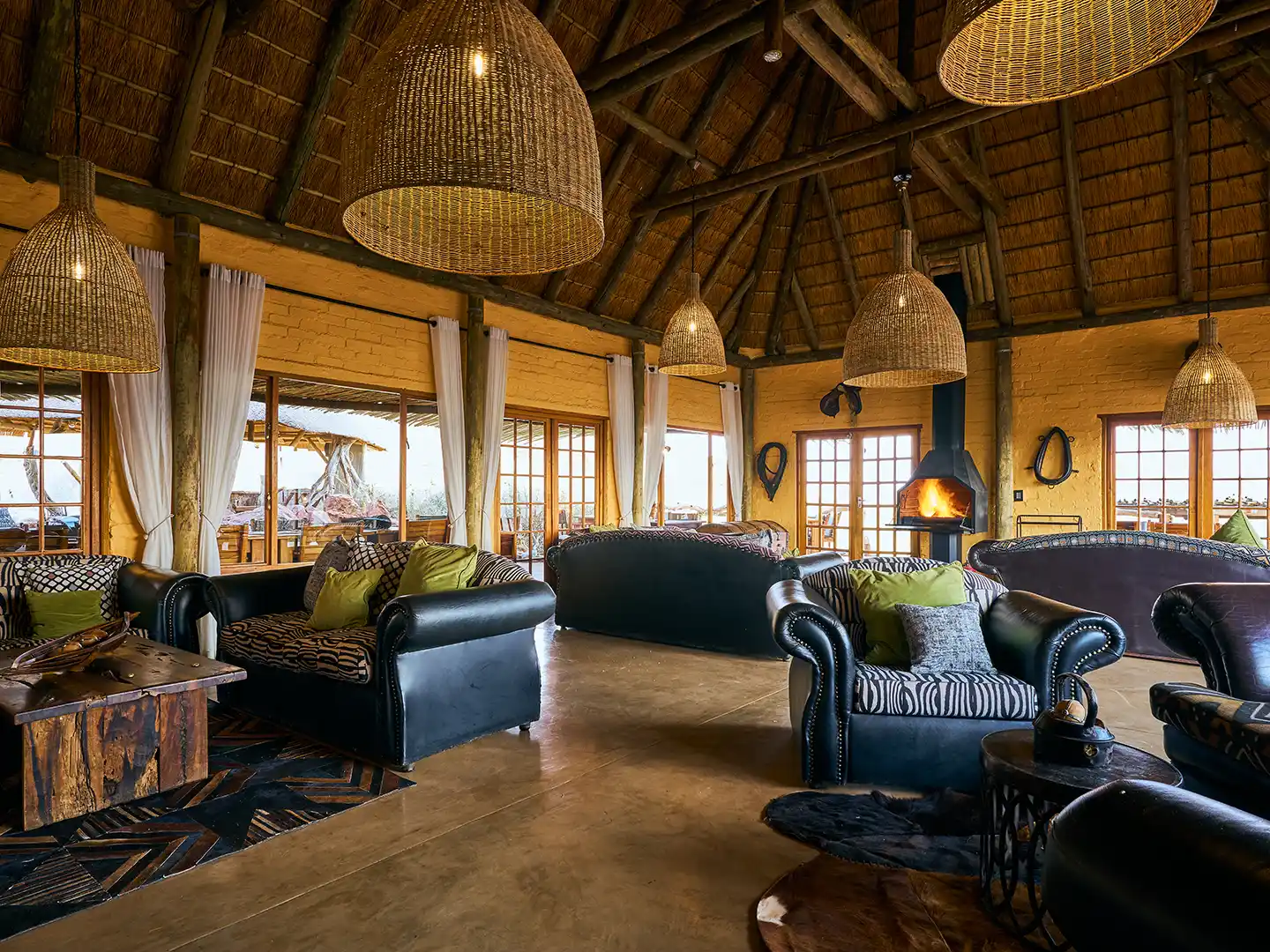 216-ondili-Desert Homestead-lodge_05_md