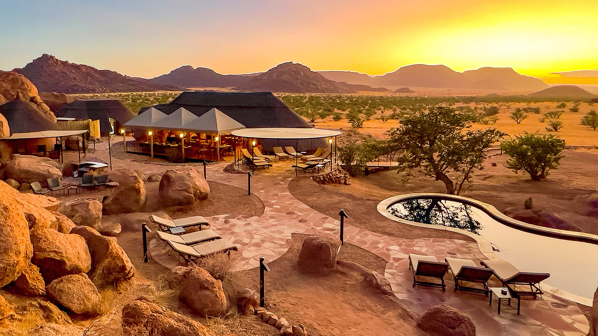 lodge-twyfelfontein-01-xl