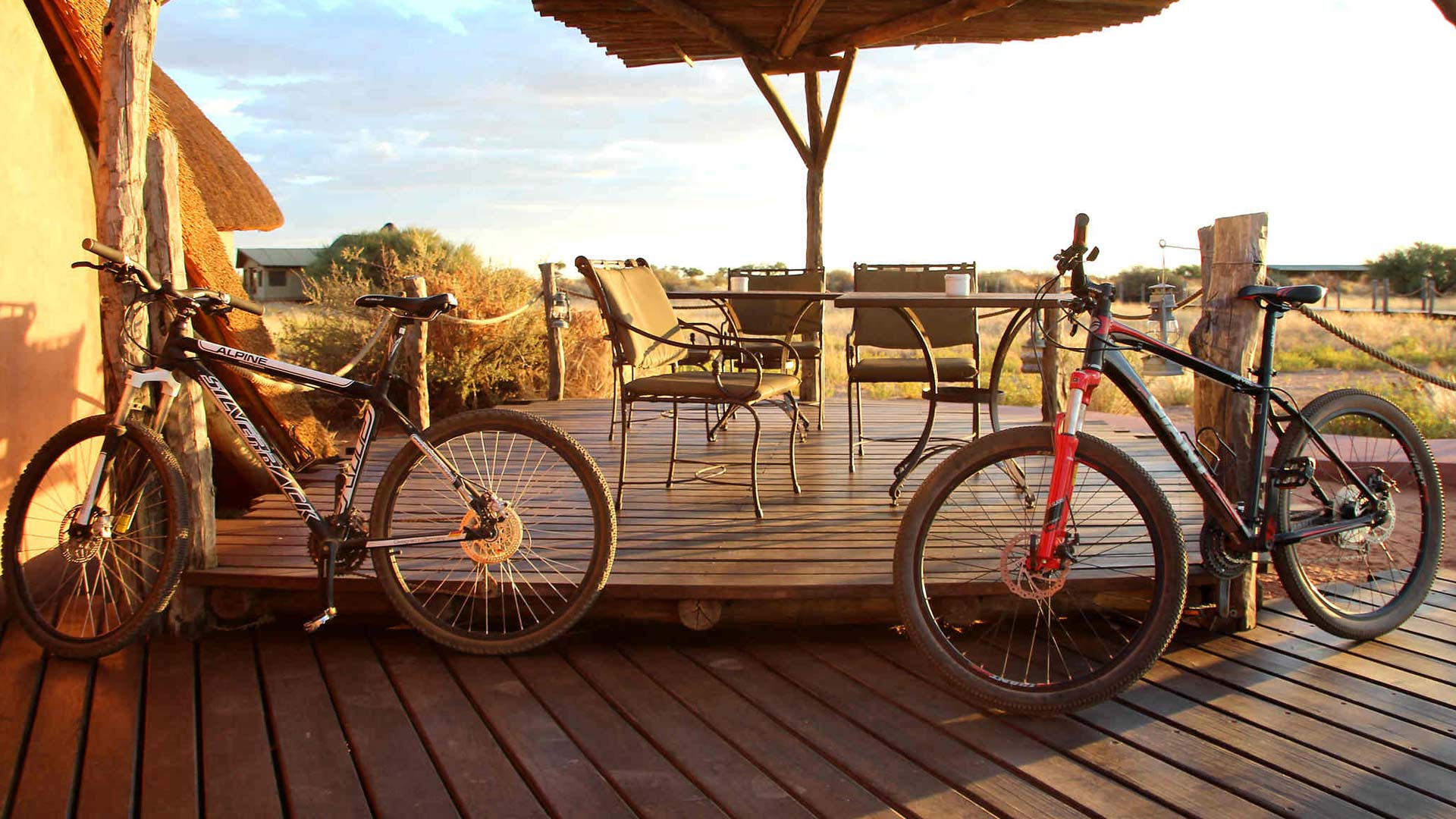 mountain-biking-04-xl
